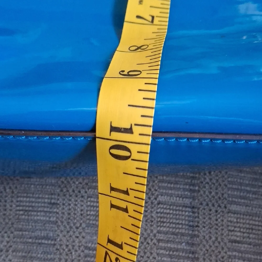 Kate Spade Blue Shoulder Bag with Gold Chain - Picture 8 of 13